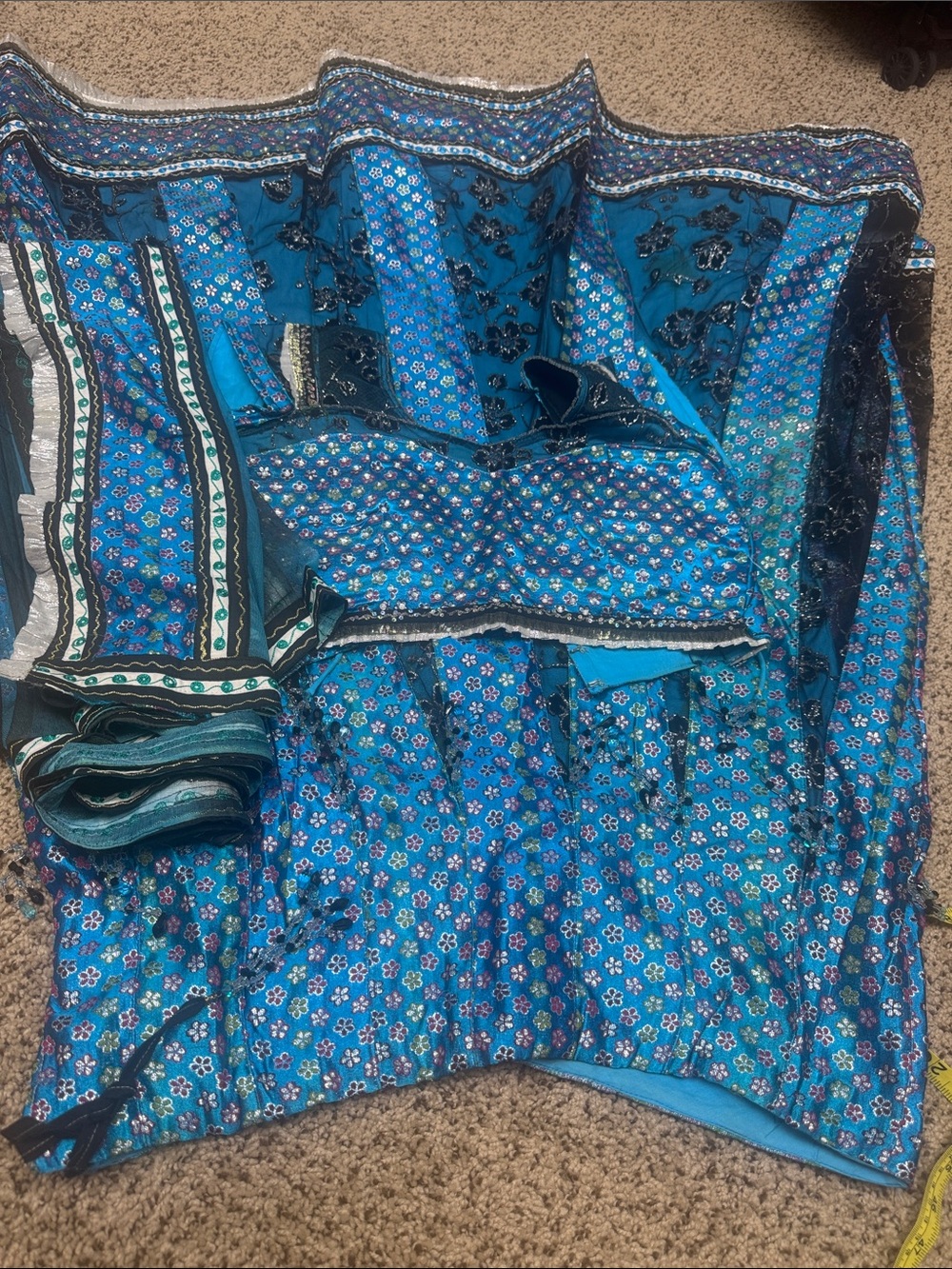 Blue Floral Crop Top with Contrast Trim chaniya Choli 3pic